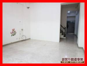 誠昱/三村國小大地坪車墅