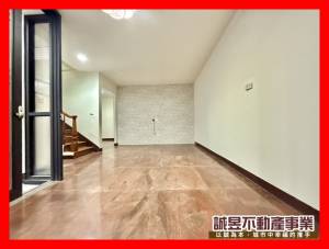 誠昱/大安街近商60美傳統車墅