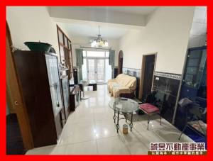 誠昱/南二中芳鄰大地坪車.