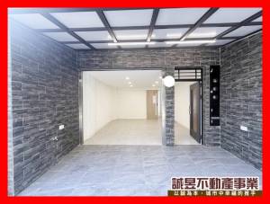 誠昱/近成大翻新透天自住.